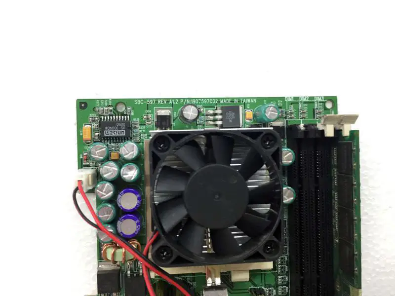 AXIOMTEK SBC-597 REV A1.2 Industrie-Motherboard mit CPU RAM und FAN