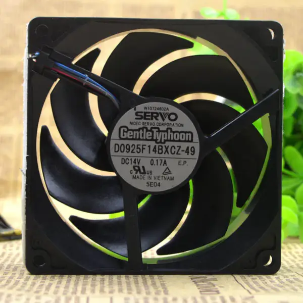 SERVO GentleTyphoon D0925F14BXCZ-49 9CM 14V 0.17A Lüfter