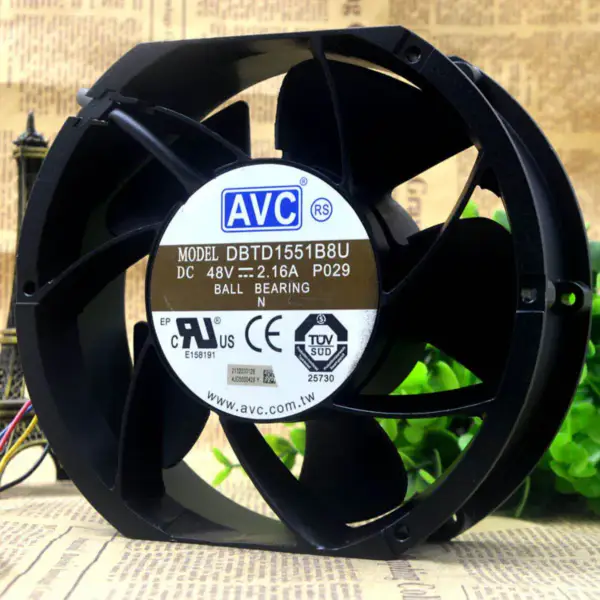 AVC DBTD1551B8U 48V 2.16A 4-Draht pwm Lüfter