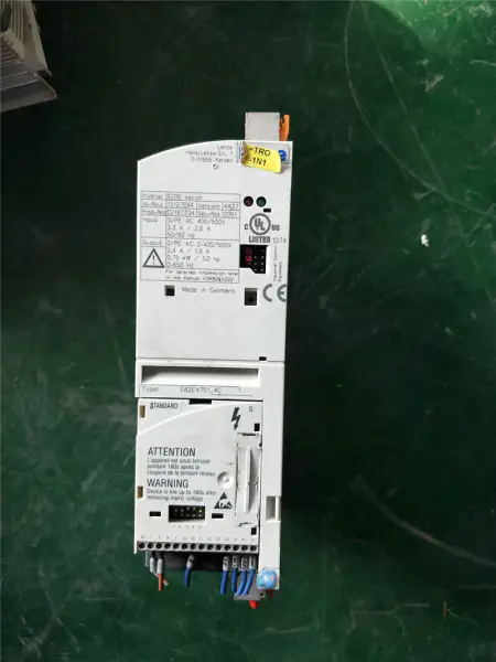 8200 Vektor 0,75KW E82EV751_4C -4C 380V