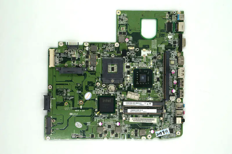 Acer 5739 5739G MBPDS06001 31ZK6MB0010 DA0ZK6MB6D0 PM45 Motherboard