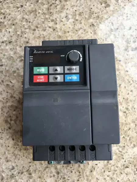 VFD037EL43A Delta EL Serie 380v/3.7kw
