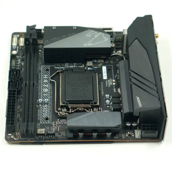 Gigabyte H470I AORUS PRO AX Hauptplatine LGA1200 DDR4