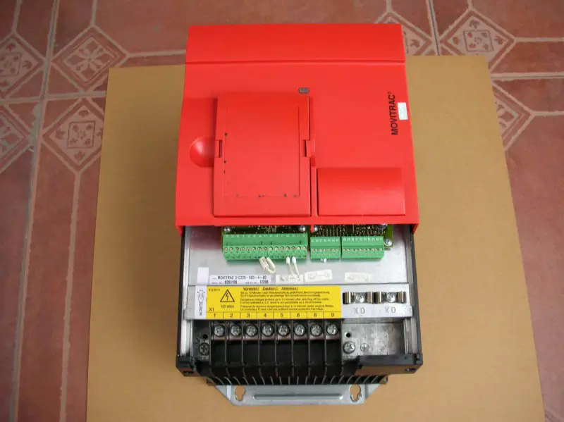 NÄHEN MOVITRAC 31C220-503-4-00