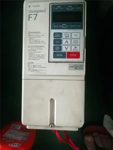 YASKAWA CIMR-F7A43P7 Wechselrichter