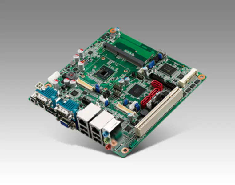 Advantech In-tel Atom D2550 Mini-ITX mit CRT/2LVDS, 6COM und zwei LAN-Anschlüssen