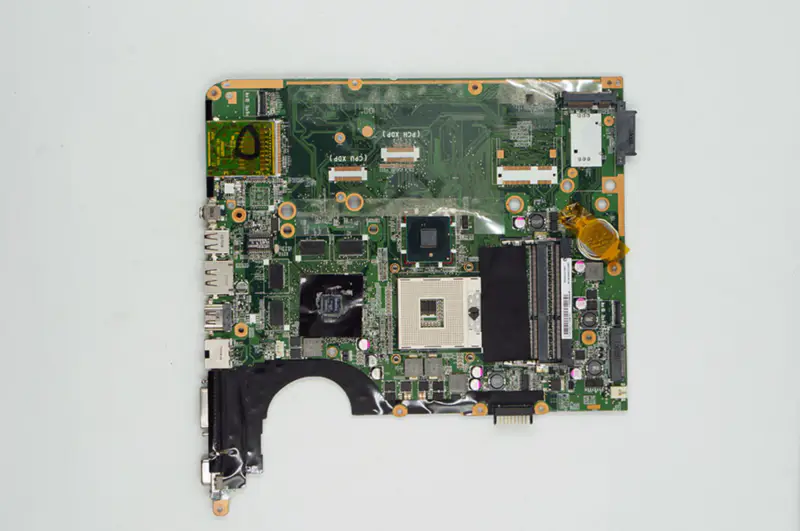 HP Plavilion DV7-3000 DV7T-3000 605698-001 DA0UP6MB6F0 GT320M Hauptplatine