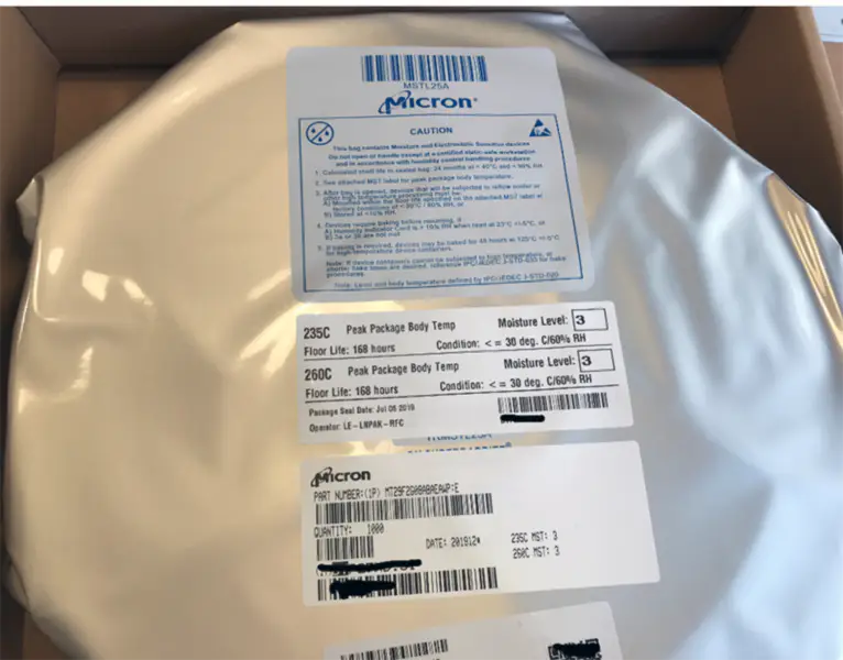 eine asynchrone Datenschnittstelle IC Chip 2G PARALLEL 48TSOP 256M x 8 NAND Flash Bausteine MT29F2G08ABAEAWPE