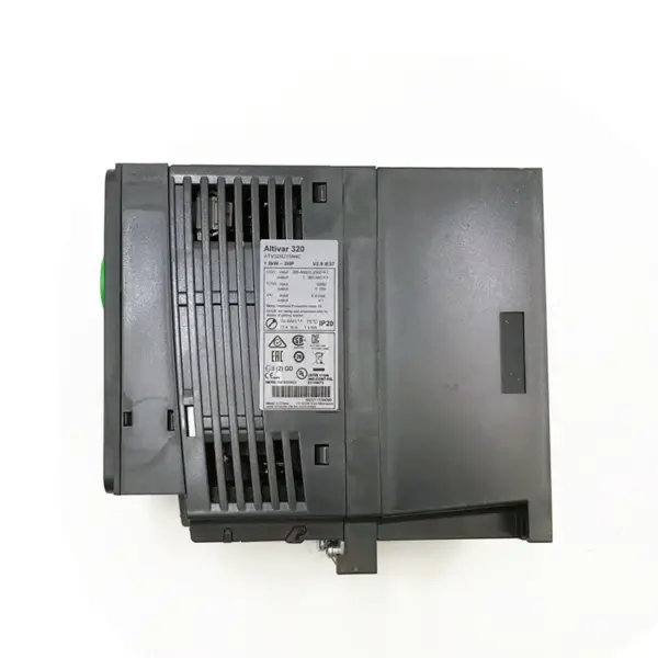 ATV320 Serie AC Drives Wechselrichter ATV320U15N4C 1.5KW für Schneider Typ C2 EMC Filter Industrieautomation Dreifach IP20