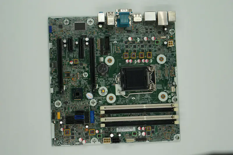 HP Z230 SFF Workstation 698114-001 697895-002 LGA 1150 C226 Desktop-Motherboard