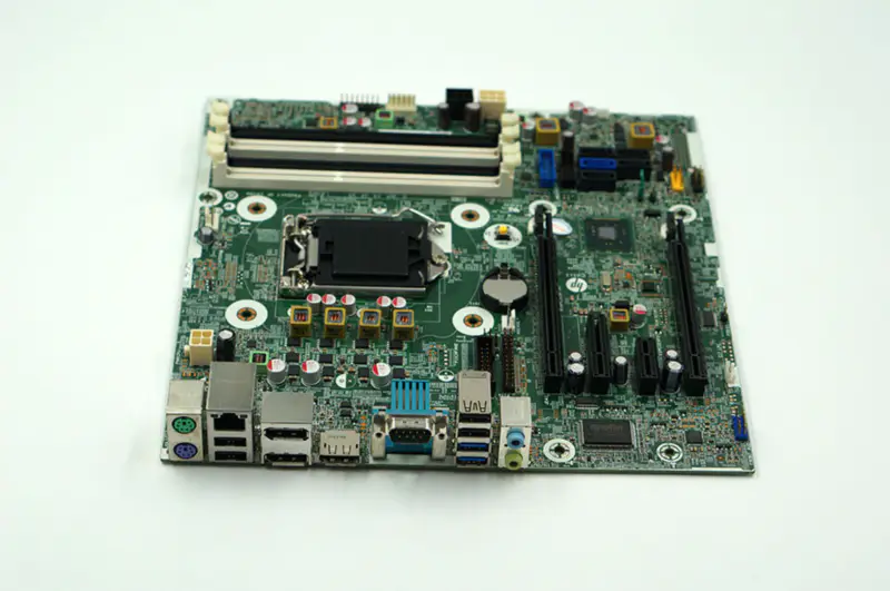 HP Z230 SFF Workstation 698114-001 697895-002 LGA 1150 C226 Desktop-Motherboard