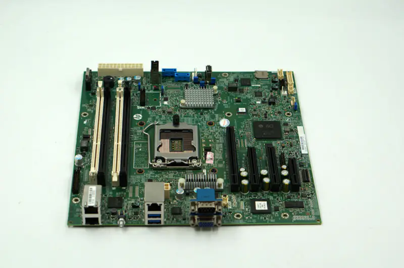 HP ML310E GEN8 V2 715910-002 715910-001 726766-001 Server-Motherboard