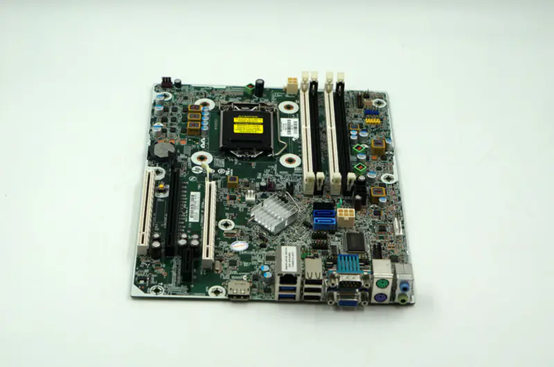 HP RP5810 748612-001 748493-001 Hauptplatine