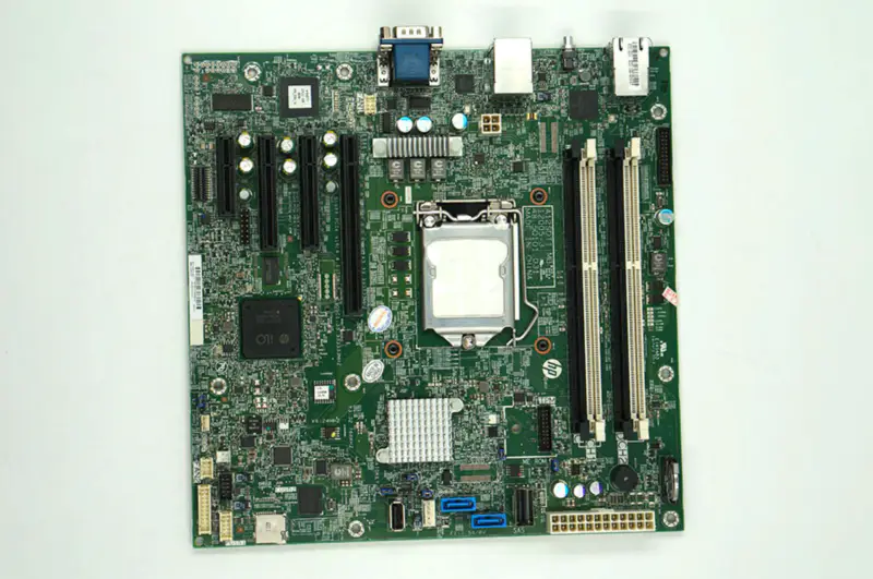 HP ML310E GEN8 V3 715910-003 773064-001 Server-Motherboard