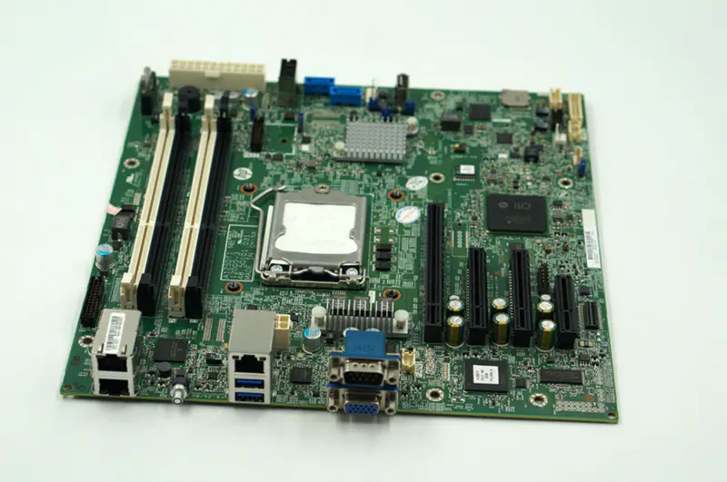 HP ML310E GEN8 V3 715910-003 773064-001 Server-Motherboard