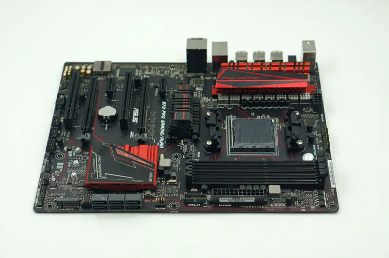 ASUS 970 PRO GAMING/AURA Schreibtisch motherborad