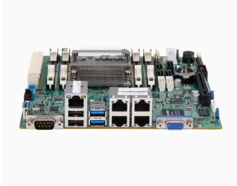 Supermicro A1SRi-2758F Hauptplatine