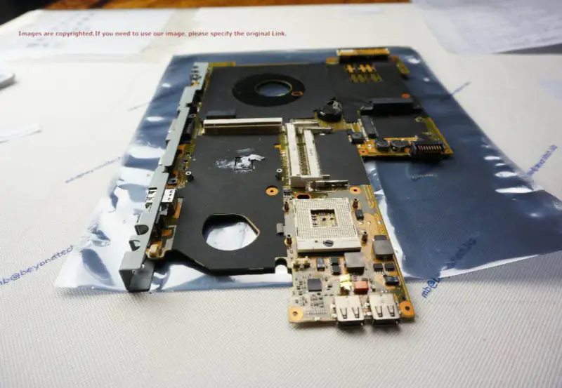 Asus A8S Hauptplatine