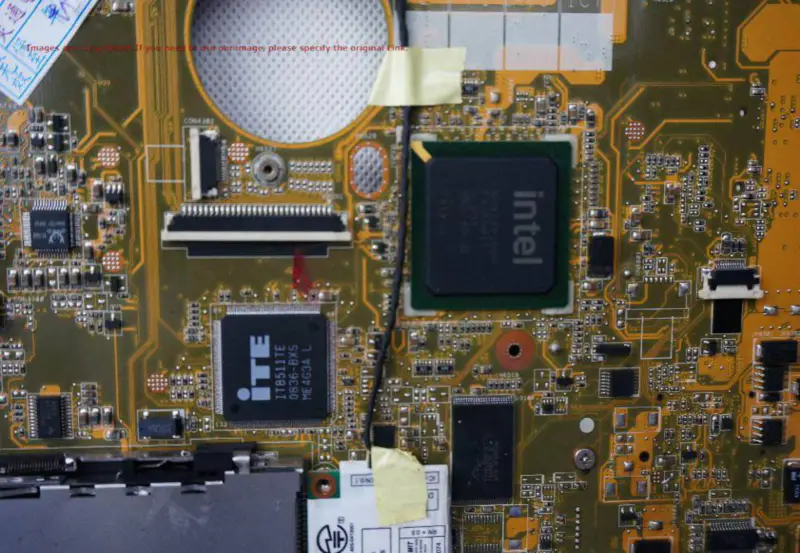 Asus A8S Hauptplatine