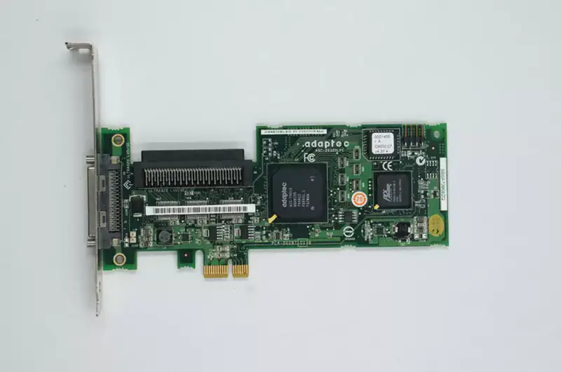 Adaptec ASC-29320LPE SCSI Low Profile Card Industrie-Motherboard
