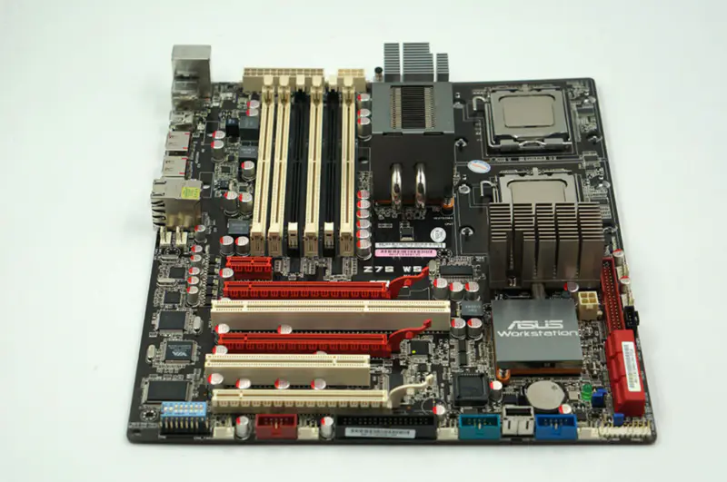 Asus Z7S WS Workstation-Motherboard LGA 771 Dual Channel 5400X+6321ESB(ESB2E)