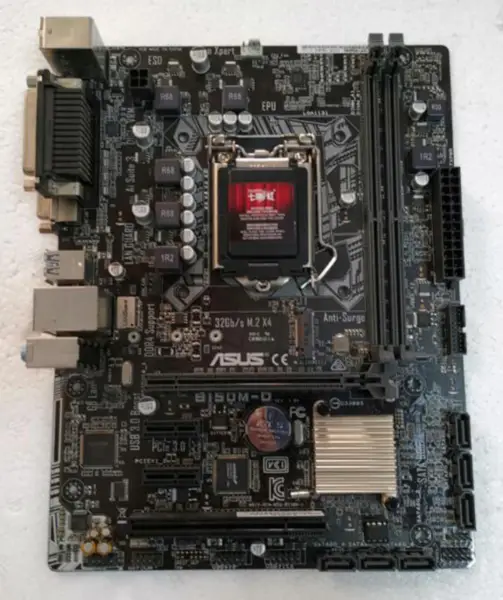 Asus B150M-D Hauptplatine