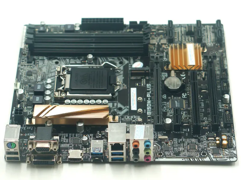 Asus B150M-PLUS Hauptplatine LGA 1151 DDR4