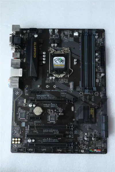 Gigabyte GA-B250-HD3P Mainboard B250-HD3P B250 Sockel LGA 1151 DDR4 USB3.0 SATA3 PCI-E3.0
