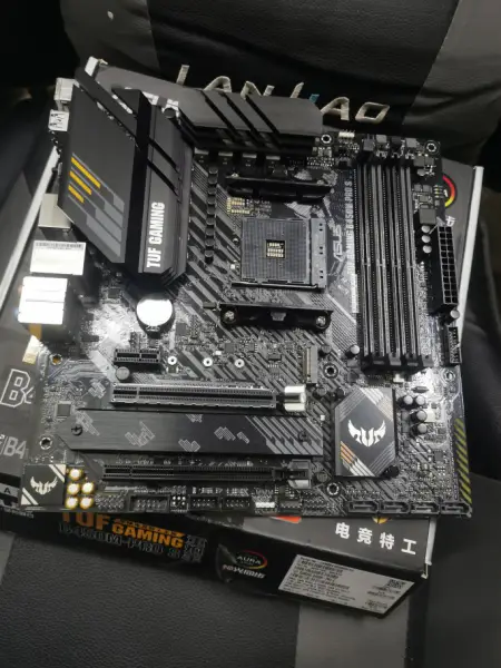 ASUS TUF GAMING B450M-PRO S Mainboard