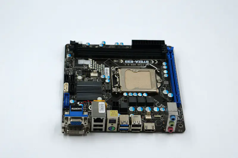 MSI B75IA-E33 Hauptplatine B75 LGA1155 Mini-ITX