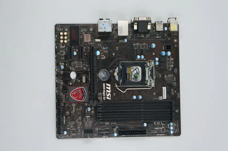 MSI B85M Night ELF Mainboard LGA 1150 /6GB M-ATX