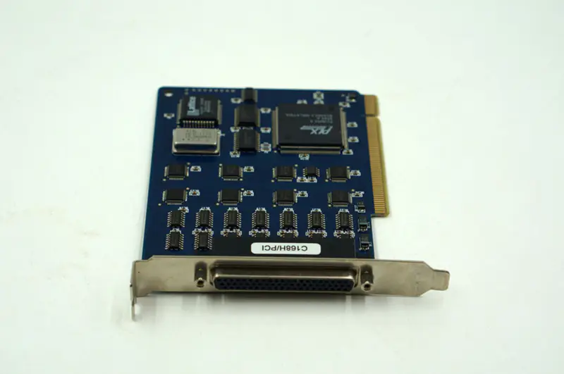 Moxa C168H/PCI-Hauptplatine