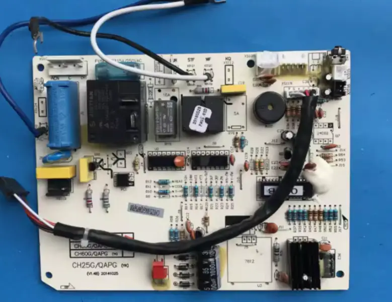 Changhong CH25G/QAPG-K Klimagerät Platine