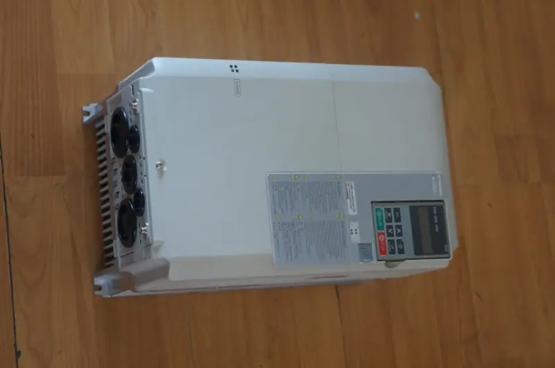 Yaskawa A1000 CIMR-AU4A0044FAA Antrieb mit variabler Frequenz