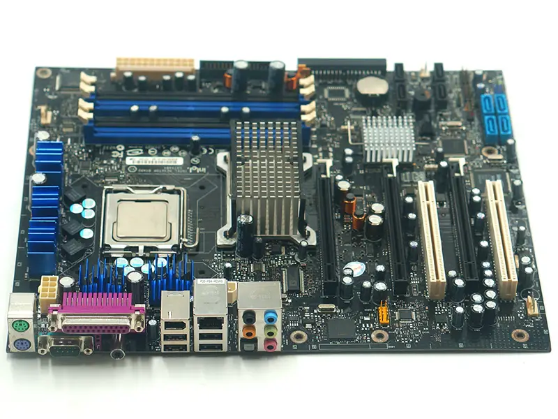 Intel D975XBX Hauptplatine