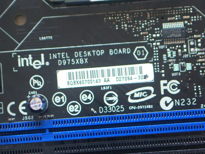 Intel D975XBX Hauptplatine