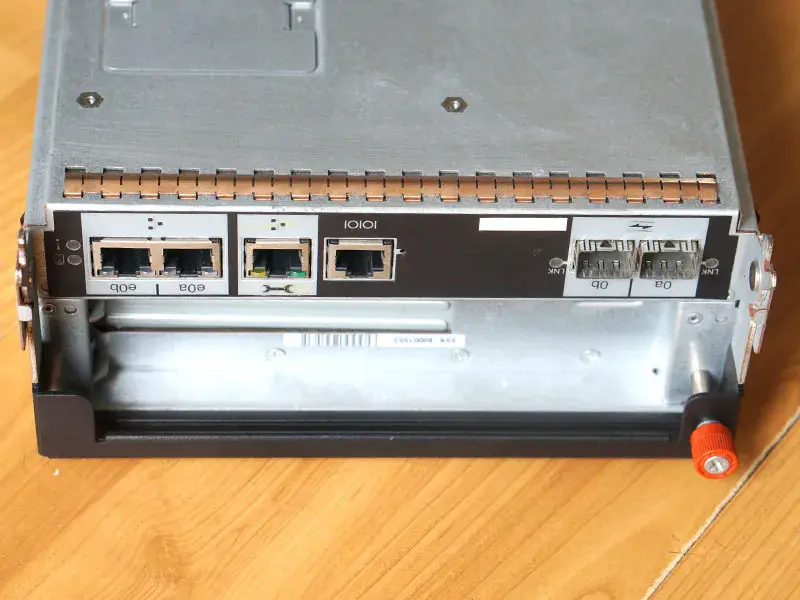 NETAPP X3248A-R5 111-00238+G1 Steuerung