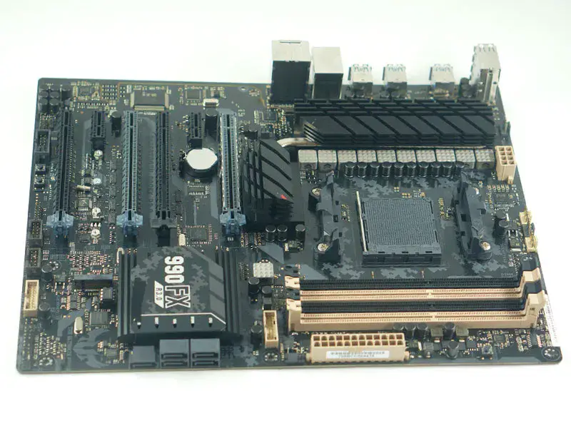 Asus TUF SABERTOOTH 990FX R3.0 Hauptplatine