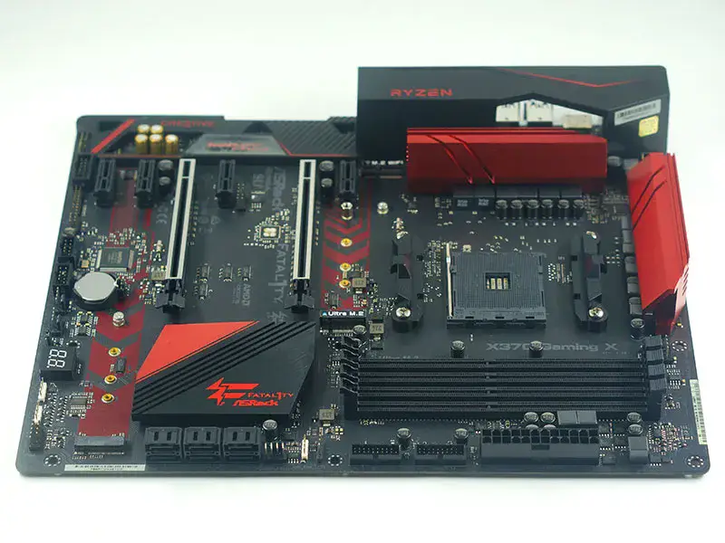 ASRock X370 GAMING X Mainboard Sockel AM4 DDR4