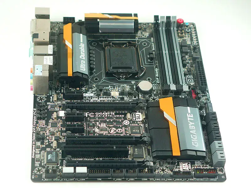 Gigabyte GA-Z87X-UD5H Mainboard LGA 1150 DDR3