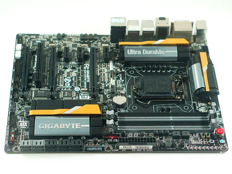 Gigabyte GA-Z87X-UD5H Mainboard LGA 1150 DDR3