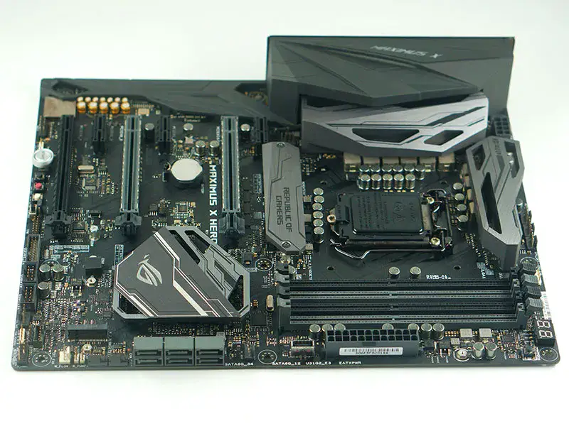 Asus ROG MAXIMUS X HERO Mainboard LGA1151 DDR4 M10H Z370