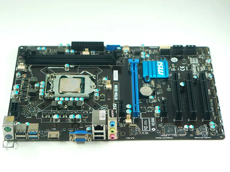 MSI B75A-IE35 Hauptplatine
