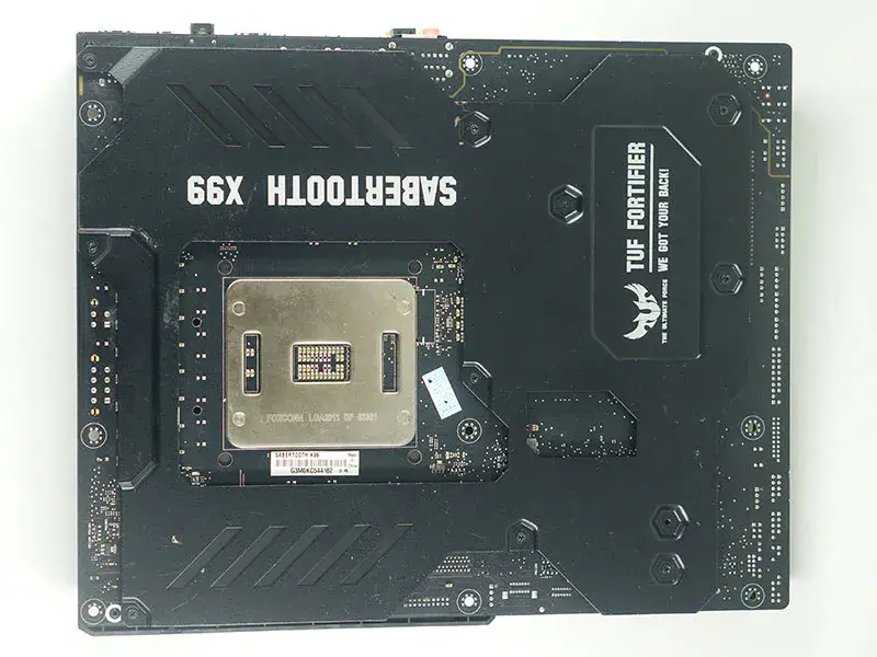 Asus SABERTOOTH X99 Hauptplatine