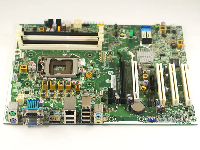 HP Compaq 8200 Elite 611796-003 611797-000 611835-001 Hauptplatine