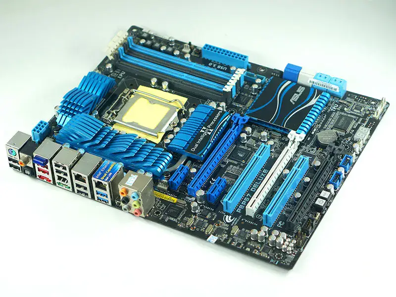 Asus P8P67 DELUXE LGA1155 P67 Hauptplatine