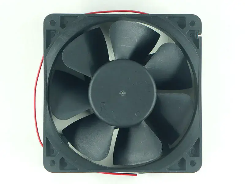 ADDA AD1224UB-F51 Lüfter