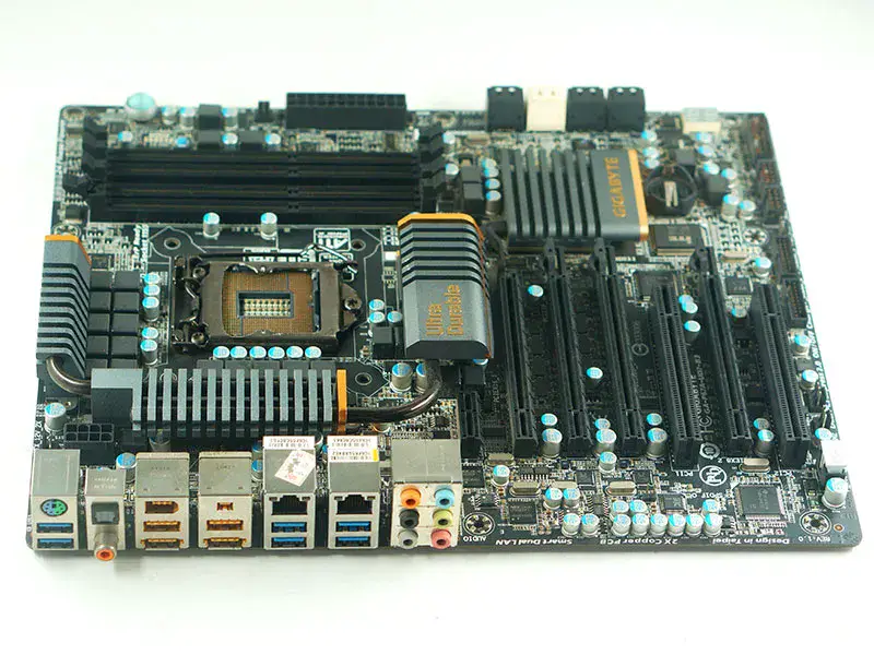 Gigabyte GA-P67A-UD7-B3 Hauptplatine