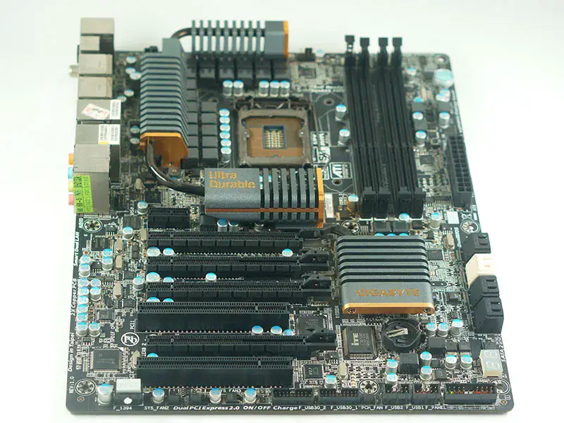 Gigabyte GA-P67A-UD7-B3 Hauptplatine