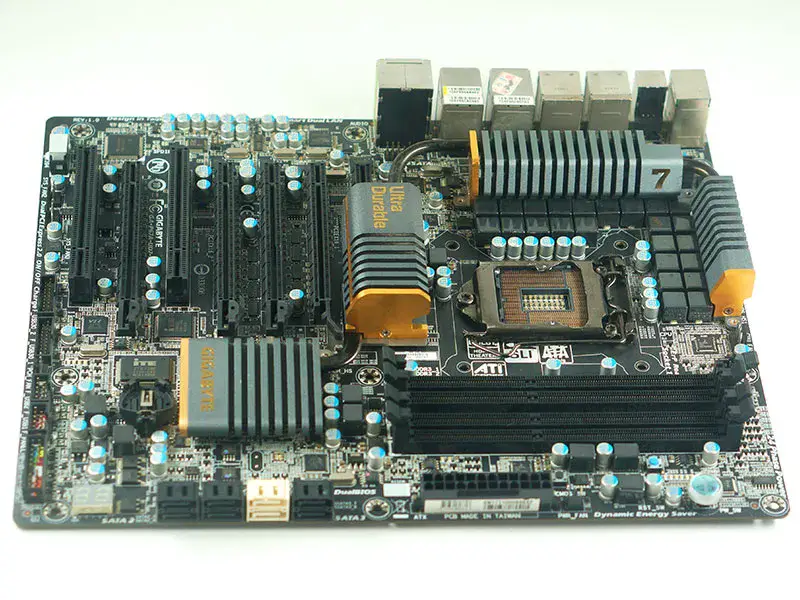 Gigabyte GA-P67A-UD7-B3 Hauptplatine